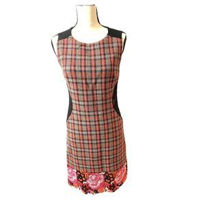 VDP Women’s Dress Size 8 Black With Red Stitched